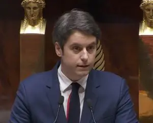 Lire la suite à propos de l’article Gabriel Attal annonce l’expérimentation de la « semaine en 4 jours et non pas de 4 jours »