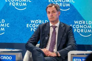 Lire la suite à propos de l’article Belgique : Le contributeur du FEM, Alexander De Croo, plaide pour des sanctions de l’UE contre Israël