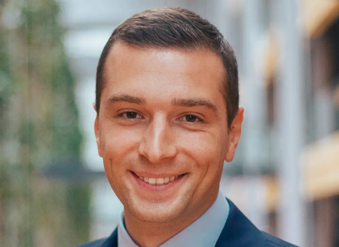 You are currently viewing Jordan Bardella a-t-il intégré la Franc-Maçonnerie ?