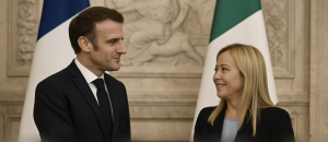 Lire la suite à propos de l’article Rome : Macron et Meloni affichent leur complicité malgré les tensions