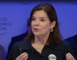 Lire la suite à propos de l’article Davos 2024 : La rédactrice en chef du Wall Street Journal déplore que les médias traditionnelles ne contrôlent plus l&rsquo;information