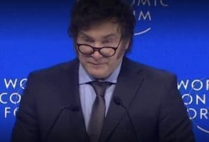Lire la suite à propos de l’article Davos 2024 : Le Président Argentin Javier Milei brandit la menace du socialisme