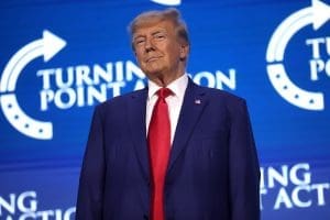 Lire la suite à propos de l’article Donald Trump doit payer 83 Millions de Dollars pour diffamation envers E. Jean Carroll