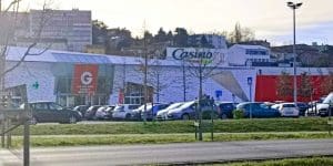 Lire la suite à propos de l’article Changement d&rsquo;ère à Saint-Étienne : Le géant de Monthieu deviendra un Auchan le 30 avril