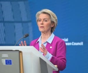 Lire la suite à propos de l’article L&rsquo;UE fait plier la Hongrie et s&rsquo;engage dans un soutien de 50 milliards à l&rsquo;Ukraine