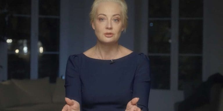 Lire la suite à propos de l’article Thierry Breton réagit promptement à la suspension du compte X d&rsquo;Ioulia Navalnaïa