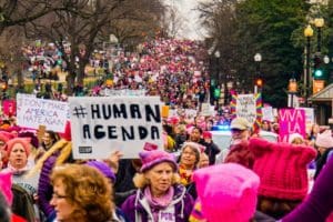 Lire la suite à propos de l’article La constitutionnalisation de l&rsquo;IVG au coeur de l&rsquo;agenda mondial ?