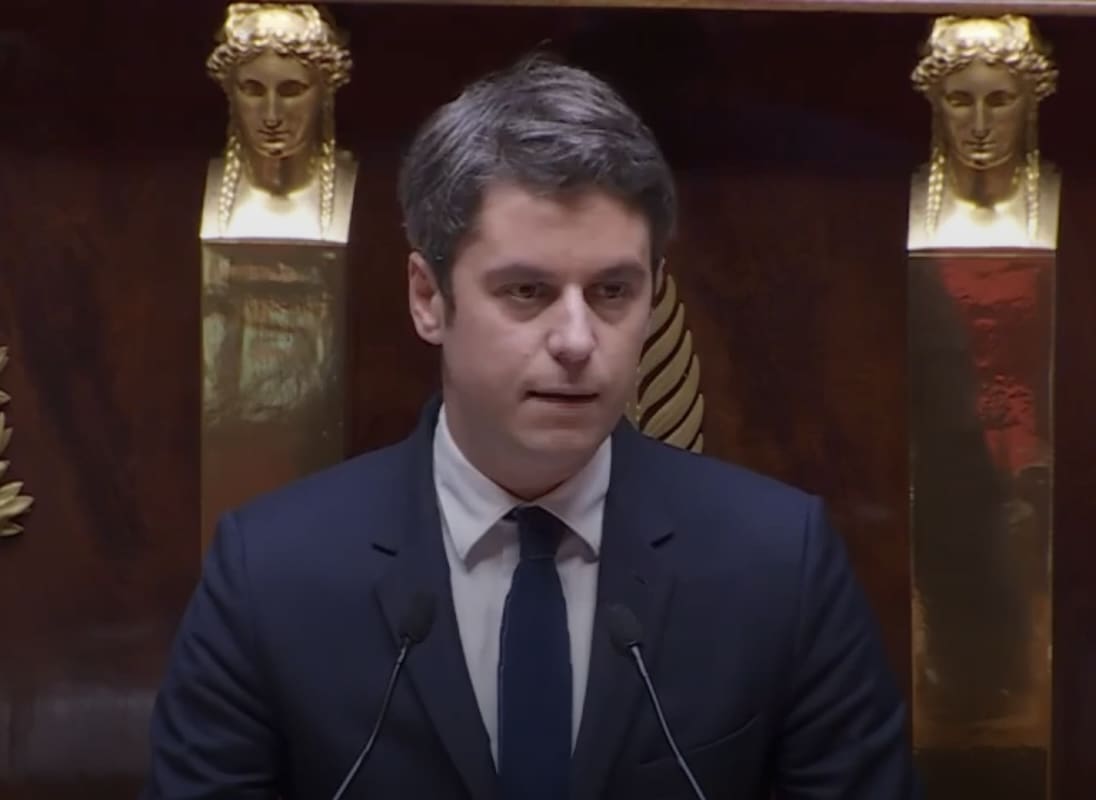 You are currently viewing Les députés soutiennent largement l&rsquo;accord entre Paris et Kiev, au risque d&rsquo;une guerre avec Moscou