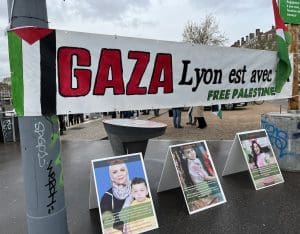 Lire la suite à propos de l’article Lyon : Retour sur la manifestation de soutien à Gaza et commémoration de la « Journée de la Terre »
