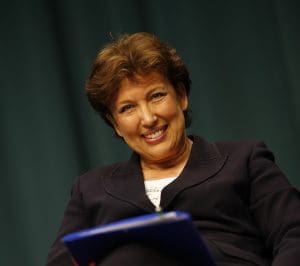 Lire la suite à propos de l’article Roselyne Bachelot à la tête du comité d&rsquo;histoire de la Santé : une nomination controversée à la lumière du scandale H1N1