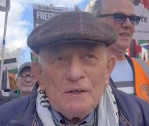 Lire la suite à propos de l’article « Le génocide israélien à Gaza n’est pas commis en mon nom », Stephen Kapos, survivant de l&rsquo;Holocauste