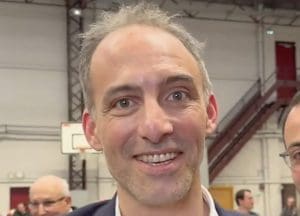 Lire la suite à propos de l’article Européennes 2024 : Des SMS invitent à faire une procuration pour faire gagner Raphaël Glucksmann