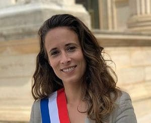 Lire la suite à propos de l’article La députée LFI Clémence Guetté dénonce « l&rsquo;arnaque » Glucksmann