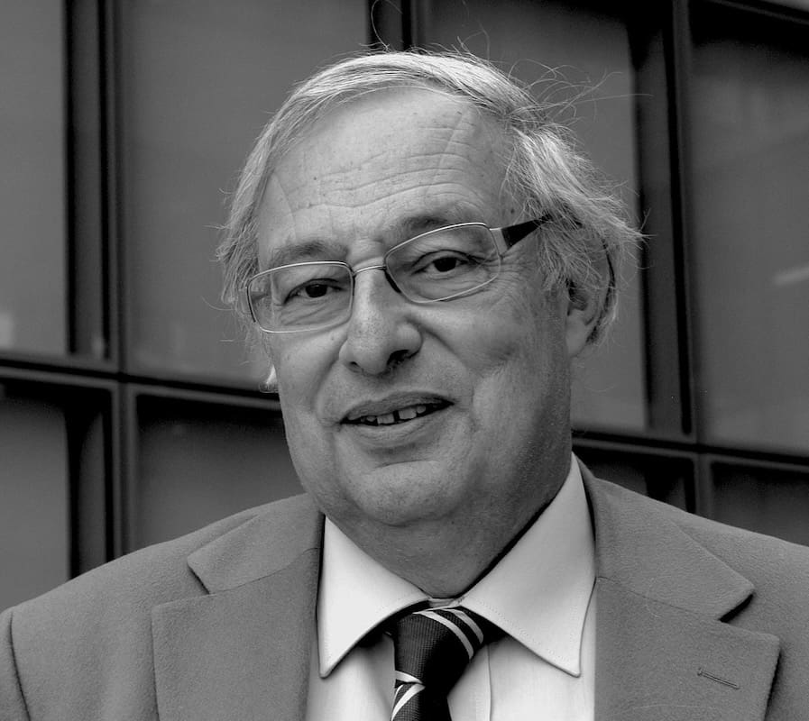 You are currently viewing Le prof de Science Po’ et contributeur du FEM, Bertrand Badie, prône le dialogue avec les étudiants pour éviter toute récupération politique ou embrasement 