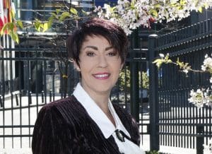 Lire la suite à propos de l’article L&rsquo;eurodéputée allemande, Christine Anderson, critique le refus d&rsquo;Ursula Von der Leyen et d&rsquo;Albert Bourla de répondre au Comité COVID sur le « Pfizergate »