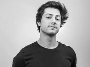 Lire la suite à propos de l’article Lyon : Nicolas Meyrieux, l&rsquo;humoriste écologiste à la Bourse du travail