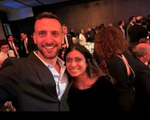 Lire la suite à propos de l’article Rima Hassan poste une photo de Prisca Thevenot avec Julien Bahloul, « ex porte-parole de Tsahal »