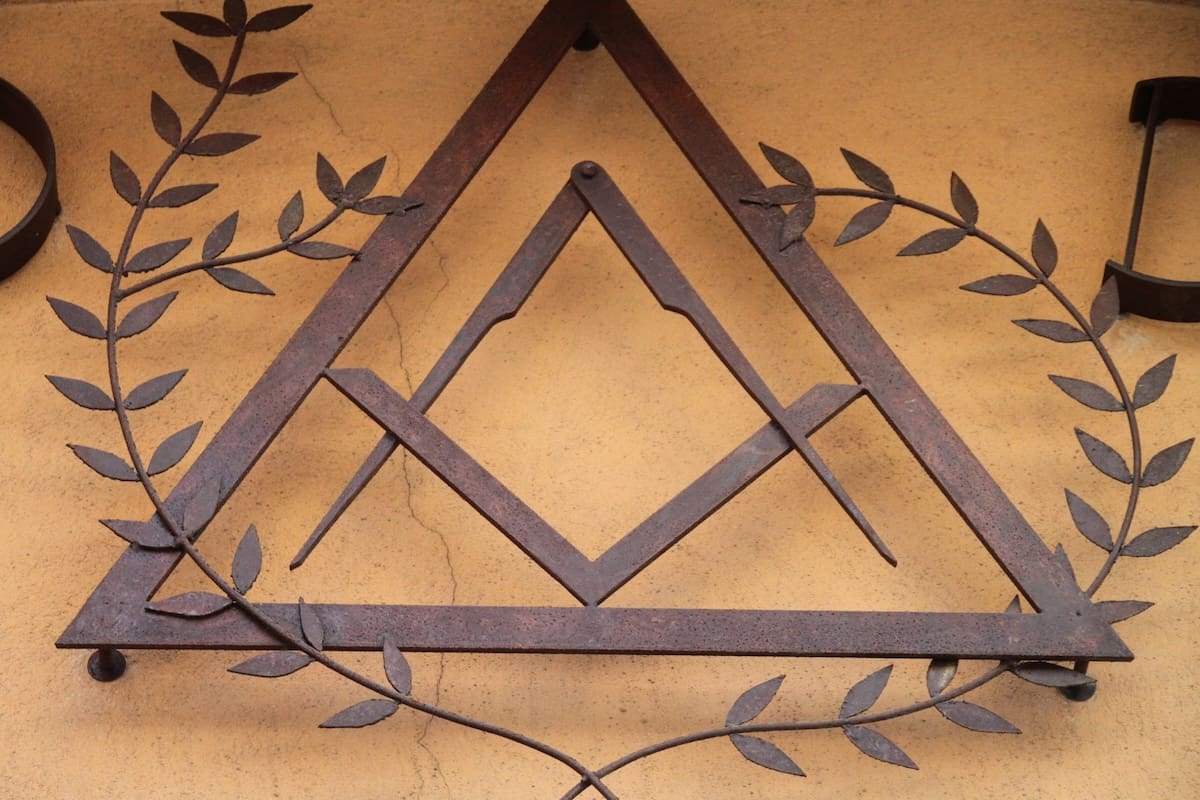 You are currently viewing Diversité et complexité des obédiences maçonniques en France