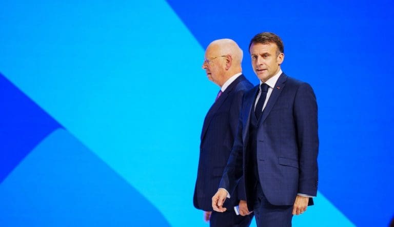 Lire la suite à propos de l’article France : La « guerre civile » dans l&rsquo;agenda de Macron, du WEF et de la Maçonnerie ?