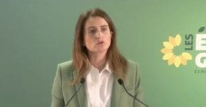 Lire la suite à propos de l’article Législatives 2024 : Marine Tondelier appelle à la construction d&rsquo;un « nouveau front républicain »