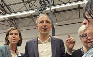Lire la suite à propos de l’article Raphaël Glucksmann mis à l&rsquo;écart par les aspirations d&rsquo;unité du peuple de gauche