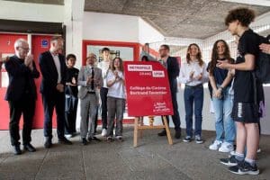 Lire la suite à propos de l’article Villeurbanne : Le Collège du Tonkin renommé en l&rsquo;honneur de Bertrand Tavernier, symbole de l&rsquo;influence de la Maçonnerie ?