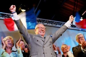 Lire la suite à propos de l’article Du FN au RN : Une ascension voulue ?