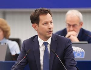 Lire la suite à propos de l’article François-Xavier Bellamy refuse de donner des consignes de vote et tire sur l&rsquo;extrême gauche 