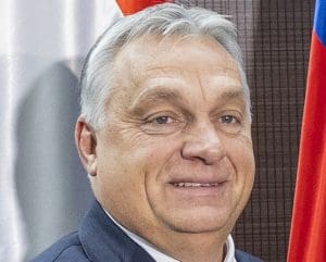 Lire la suite à propos de l’article Le Premier ministre hongrois en visite à Pékin pour la paix 