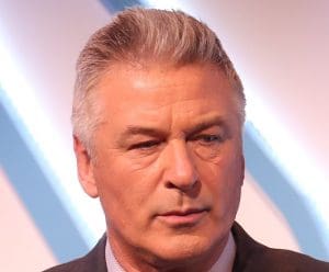 Lire la suite à propos de l’article Le procès d’Alec Baldwin, un tournant pour Hollywood 