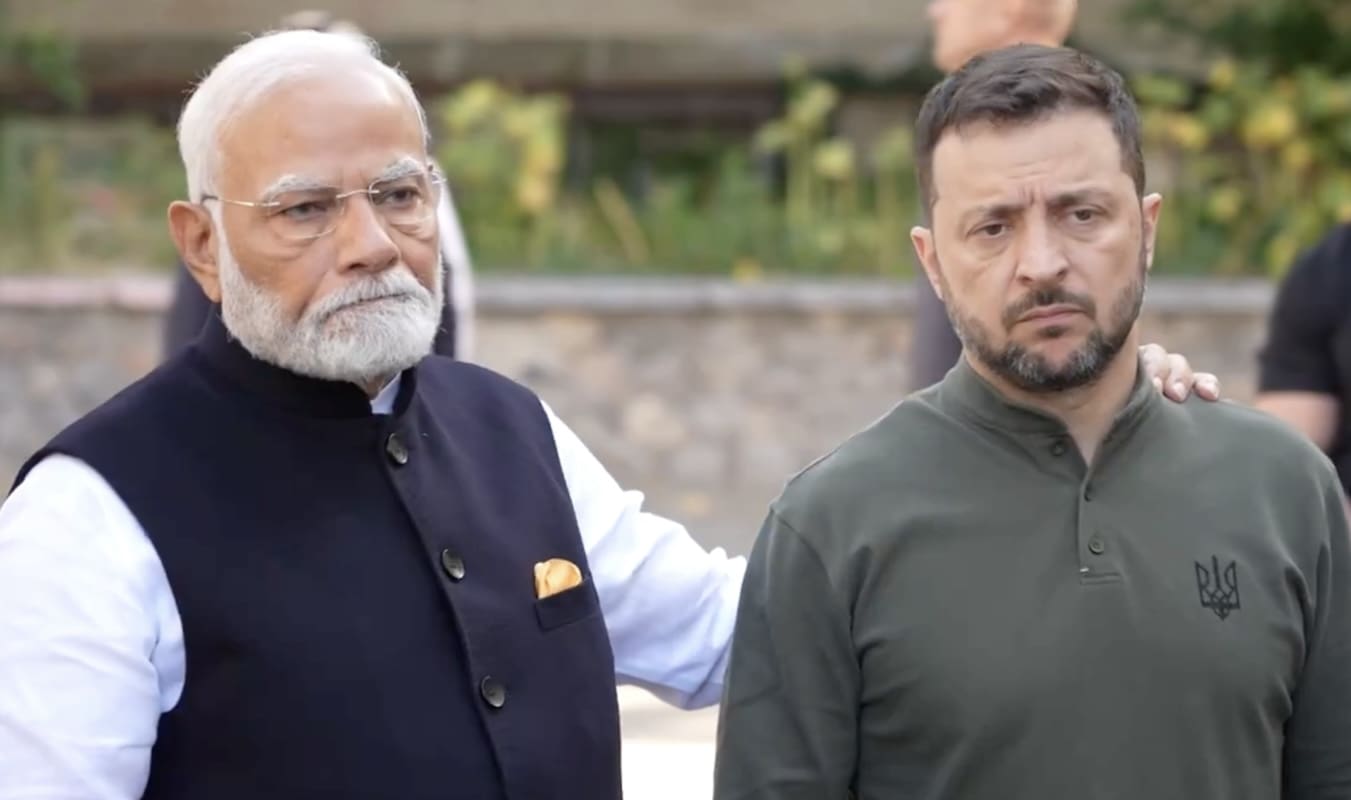 You are currently viewing Guerre en Ukraine : Narendra Modi rencontre Volodymyr Zelensky pour promouvoir un « règlement pacifique » du conflit