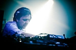 Lire la suite à propos de l’article Laurent Garnier fait son grand retour à la radio avec « DeepSearch » sur Fip