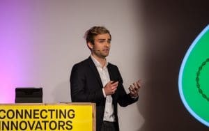 Lire la suite à propos de l’article L&rsquo;entreprise du Young Global Leader du FEM, Xavier Duportet, modifie l&rsquo;ADN des bactéries du microbiote intestinal