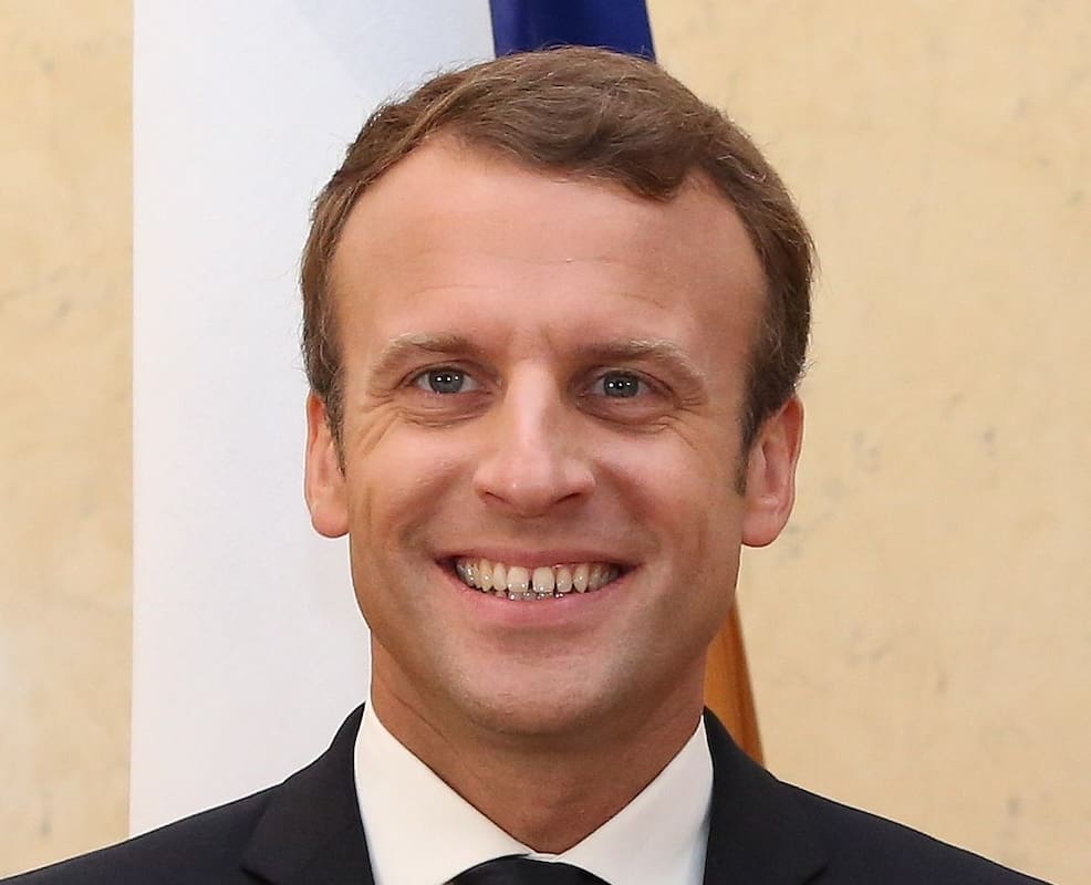 You are currently viewing Macron refuse un gouvernement du Nouveau Front Populaire : La Gauche dénonce un « Déni » Démocratique