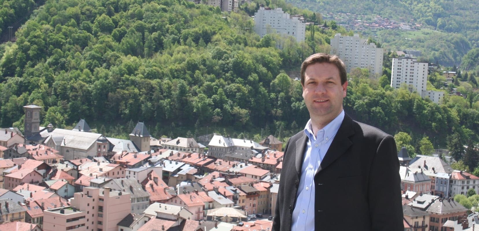 You are currently viewing Fabrice Pannekoucke à la tête de la région AuRa : La promotion d&rsquo;un autre savoyard