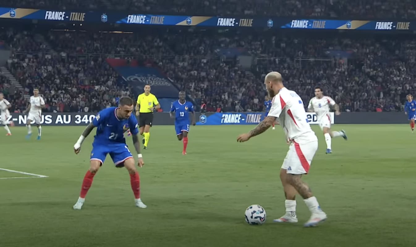You are currently viewing Football : L&rsquo;Italie s&rsquo;impose face à des Bleus peu inspirés en Ligue des Nations
