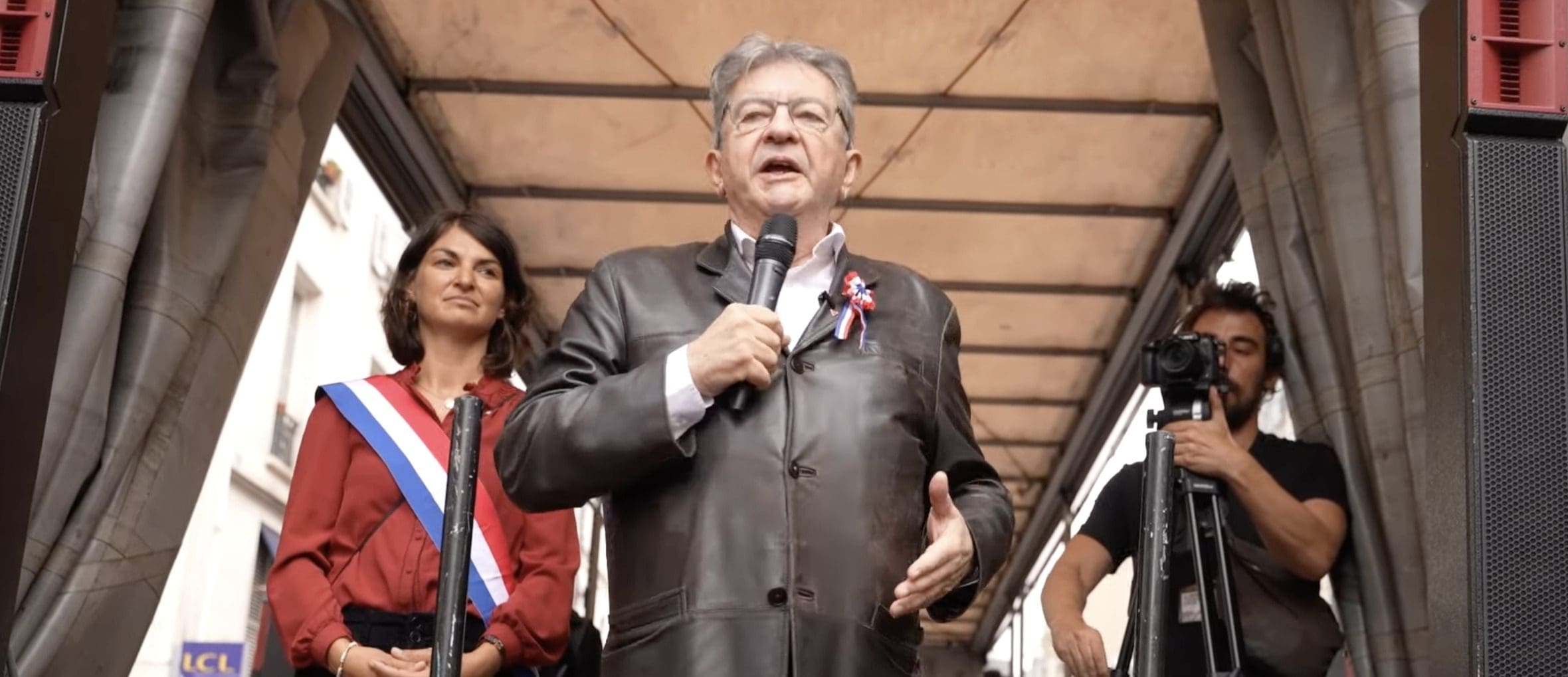 You are currently viewing Jean-Luc Mélenchon appelle à la résistance populaire et à la destitution de Macron