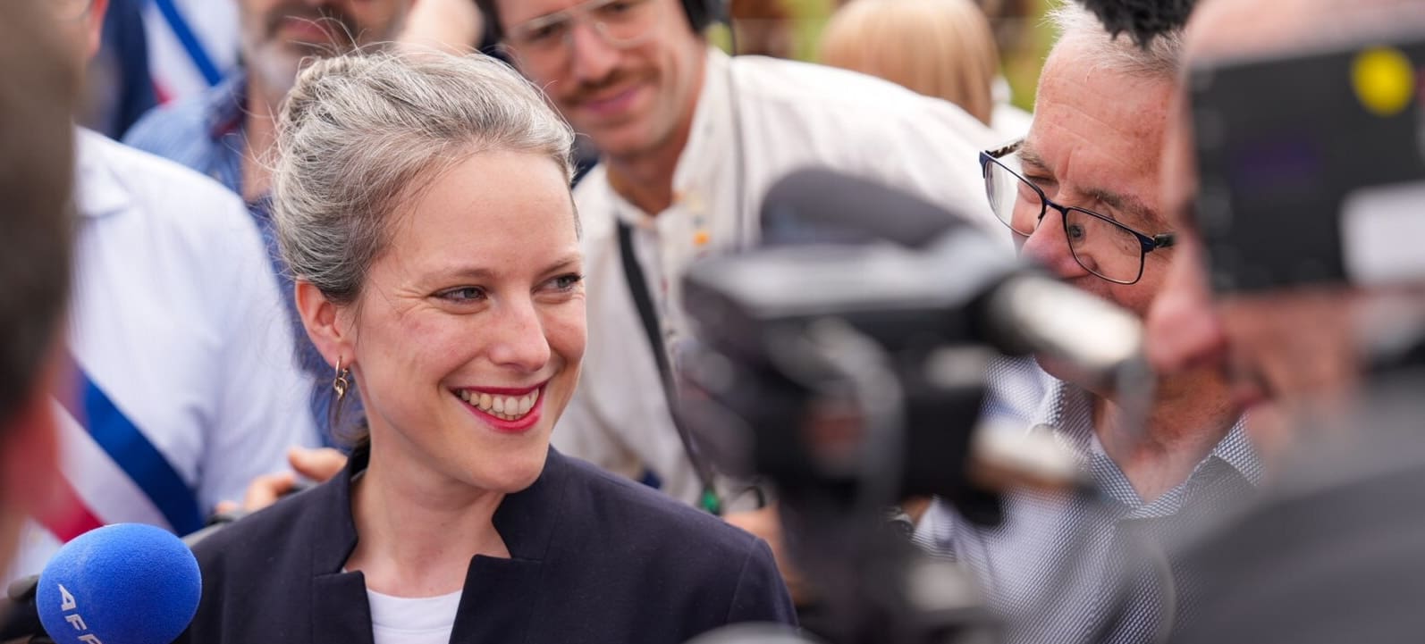 You are currently viewing Lucie Castets : Étoile montante ou étoile filante de la Gauche Française ?
