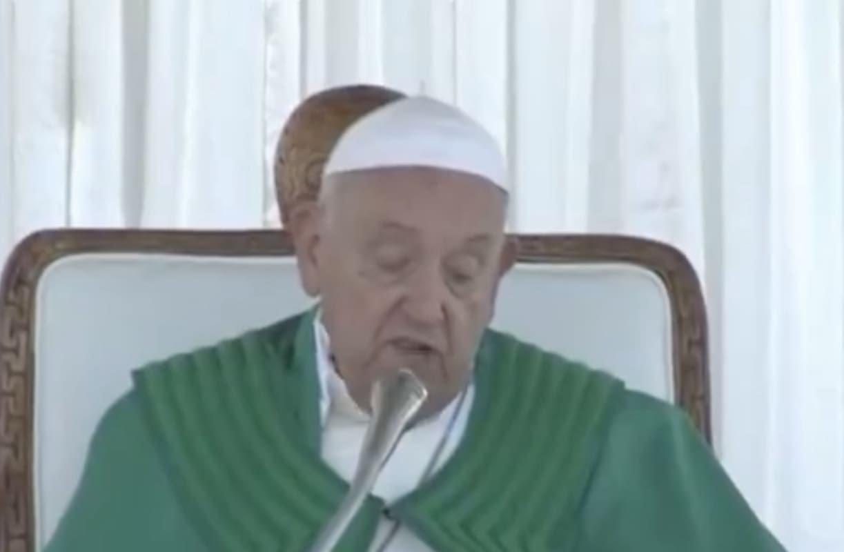 You are currently viewing Papouasie-Nouvelle-Guinée : Le pape François appelle à un meilleur partage des richesses naturelles du pays