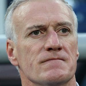 Lire la suite à propos de l’article Accusations de viol contre Mbappé : Deschamps appelle à la prudence médiatique