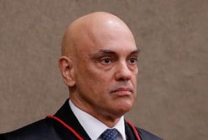 Lire la suite à propos de l’article Brésil : La cour suprême lève la suspension de X (anciennement Twitter)