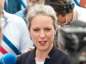 Lire la suite à propos de l’article Isère : Vers une candidature de Lucie Castets aux législatives partielles ?