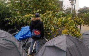 Lire la suite à propos de l’article Lyon : Le Collectif Soutiens Migrants Croix-Rousse dénonce l&rsquo;abandon des mineurs isolés face à la tempête Kirk