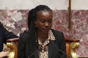 Lire la suite à propos de l’article Nadège Abomangoli devient la première femme noire à présider une séance à l’Assemblée nationale