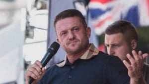 Lire la suite à propos de l’article Royaume-Uni : Tommy Robinson condamné à dix-huit mois de prison pour propos anti-immigration