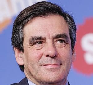 Lire la suite à propos de l’article Affaire Penelope Fillon : François Fillon propose de rendre l&rsquo;argent