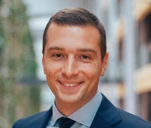 Lire la suite à propos de l’article Autobiographie de Jordan Bardella chez Fayard : Une sortie semée d’embuches