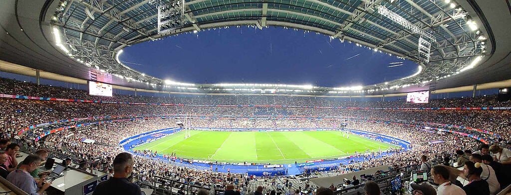 You are currently viewing France – Israël : Peu de public mais des contributeurs du Forum économique mondial en force dans les tribunes