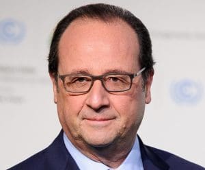 Lire la suite à propos de l’article François Hollande ouvert à une potentielle candidature pour la présidentielle 2027 : Mauvais blague ou mauvaise nouvelle ?