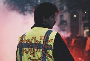 Lire la suite à propos de l’article Juan Branco suspendu par le barreau de Paris pour violation du secret de l’instruction : L’avocat fait appel